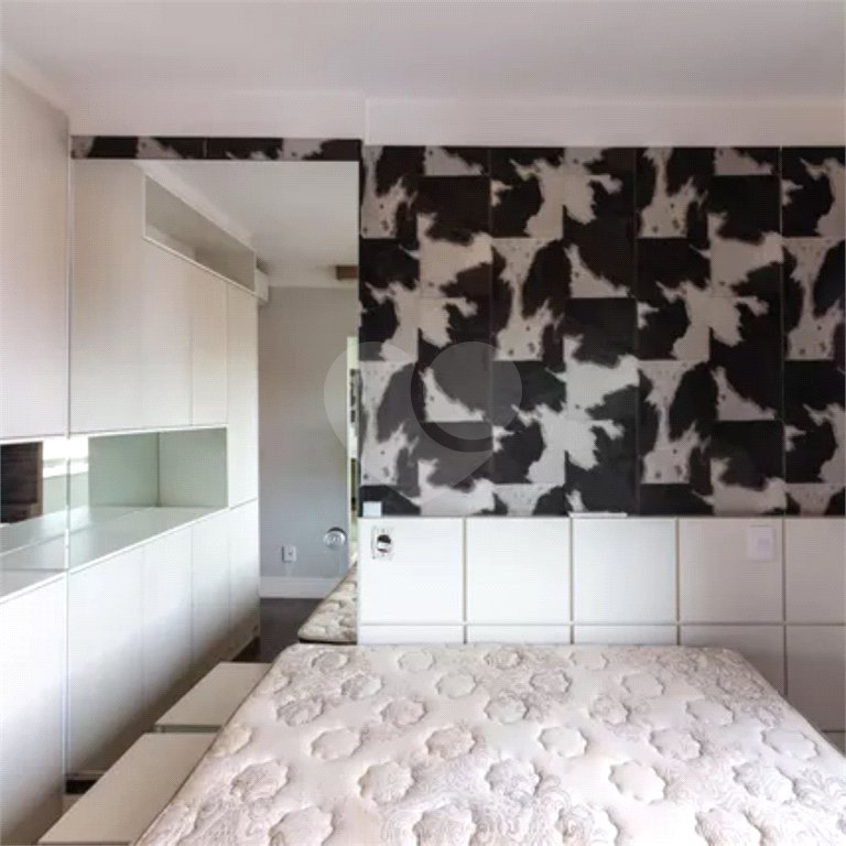 Cobertura à venda com 3 suítes em Vila Olímpia, São Paulo, SP
