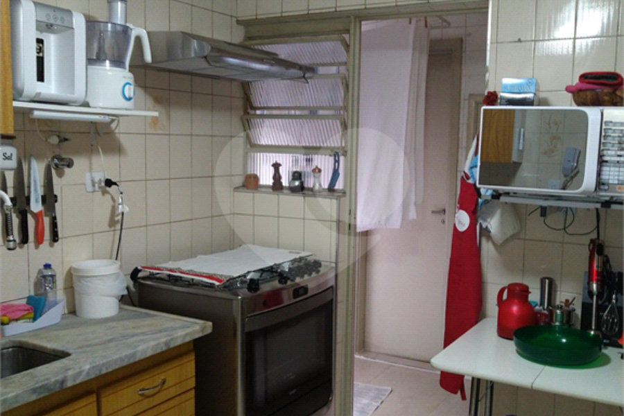 Apartamento à venda com 3 quartos, sendo 1 suíte, em Pinheiros, São Paulo, SP