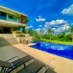 Casa à venda com 5 suítes em Glebas, Louveira, SP
