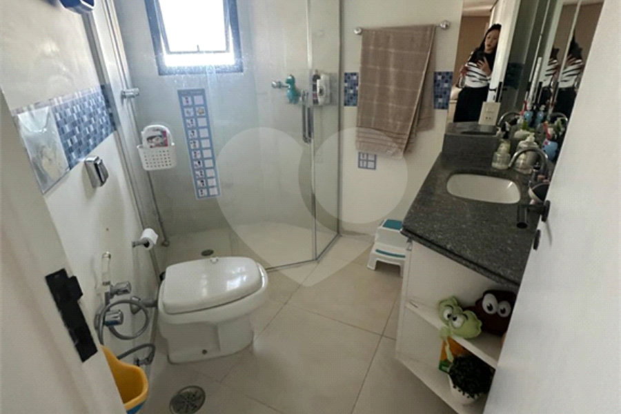 Apartamento à venda com 3 quartos, sendo 2 suítes,  em Morumbi, São Paulo, SP