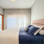 Indaiatuba - HOME DESIGN - Casa Térrea - Condomínio Paradiso - 420 m² de terreno - 307,19 m² de área construída - 3 suítes completas, sendo 1 master com closet planejado e banheira de imersão - Sala de TV reversível para 4ª suíte - Sala de estar ampla e varanda gourmet integrada - Cozinha com móve