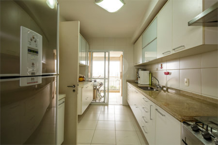 Apartamento à venda com 3 suítes em Alto da Boa Vista, São Paulo, SP