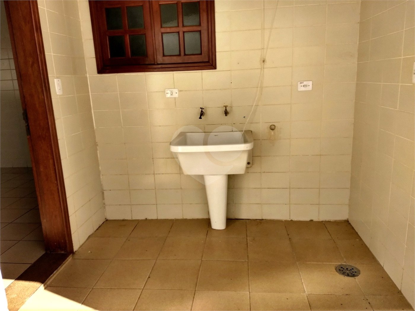 Sobrado à venda com 5 quartos, sendo 1 suíte, em Vila Esperia Ou Giglio, Atibaia, SP