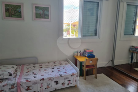 Sobrado à venda com 3 quartos, sendo 1 suíte, em Planalto Paulista, São Paulo, SP