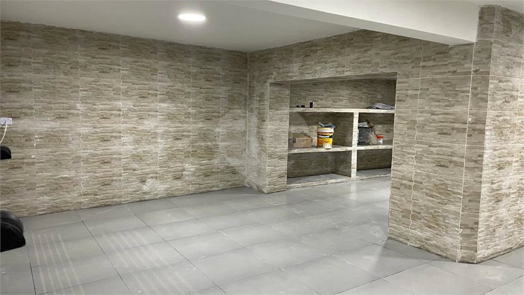Sobrado à venda com 4 quartos, sendo 1 suíte, em Tremembé, São Paulo, SP