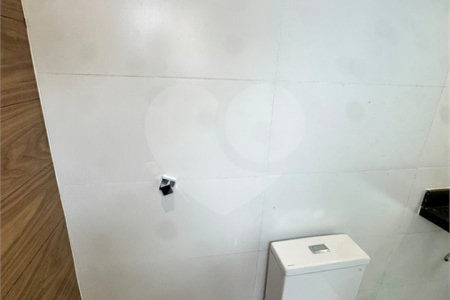 Casa à venda com 2 quartos, sendo 1 suíte, em Pedra de Guaratiba, Rio de Janeiro, RJ