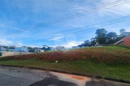 Terreno à venda no condomínio Villaggio Paradiso, Itatiba - SP