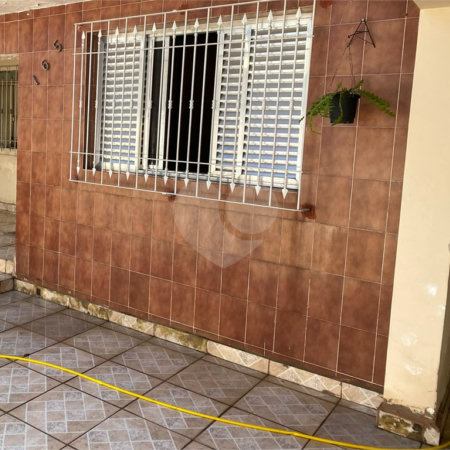 Casa Térrea à venda com 2 quartos em Vila Acoreana, Poá, SP