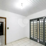 Casa à venda com 4 quartos, sendo 2 suítes, em Jardim Coimbra, São Paulo, SP