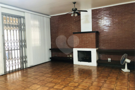 Sobrado à venda com 4 quartos, sendo 1 suíte, em Santana, São Paulo, SP