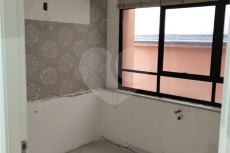 Sala à venda em Vila Bastos, Santo André, SP