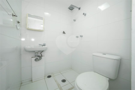 Apartamento à venda com 3 quartos, sendo 2 suítes, em Vila Mariana, São Paulo, SP