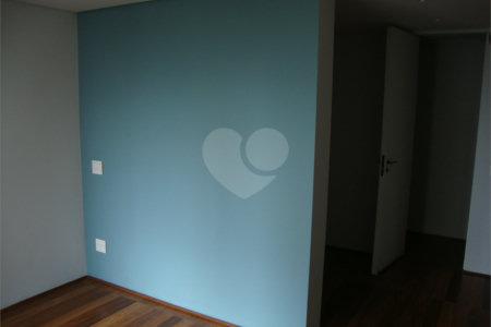 Apartamento à venda com 4 suítes em Jardim Fonte do Morumbi, São Paulo, SP