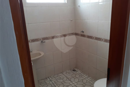 Casa à venda com 2 quartos em Vila Gumercindo, São Paulo, SP