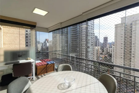 Apartamento à venda com 3 quartos, sendo 2 suítes, em Brooklin Paulista, São Paulo, SP
