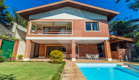 Casa à venda com 3 suítes em Interlagos, São Paulo, SP