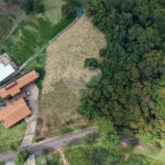Terreno à venda no condomínio Jardim Primavera, Louveira - SP