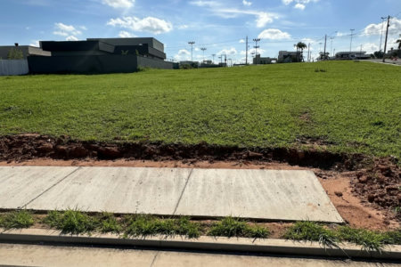 Terreno à venda no condomínio Damha IV, Presidente Prudente - SP