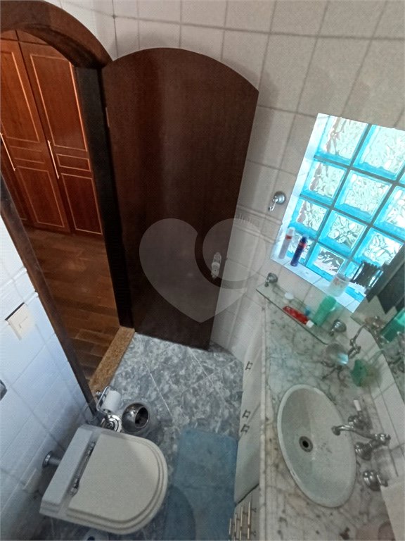 Sobrado à venda com 4 quartos, sendo 1 suíte, em Jaçanã, São Paulo, SP