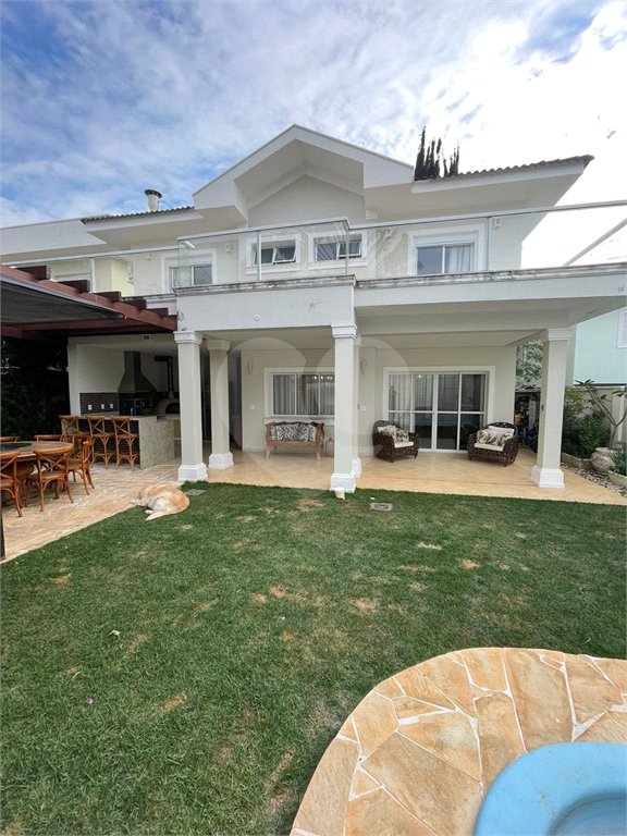 Casa à venda com 3 suítes no condomínio Villagio Di Verona, Vinhedo - SP