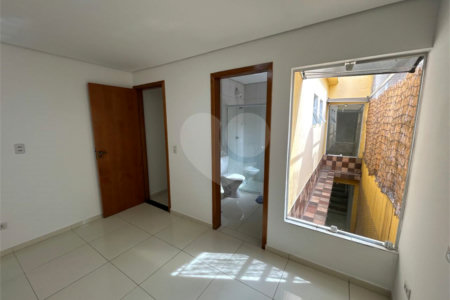 Casa de Vila para alugar com 4 suítes em Vila Romana, São Paulo, SP