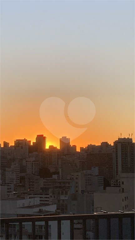 Apartamento à venda com 2 quartos, sendo 1 suíte, em Santa Efigênia, São Paulo, SP