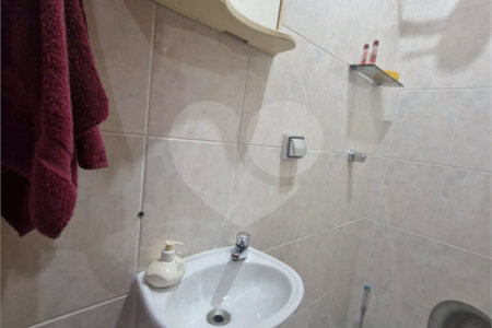 Casa à venda com 3 suítes no condomínio Residencial Jardim França, São Paulo - SP