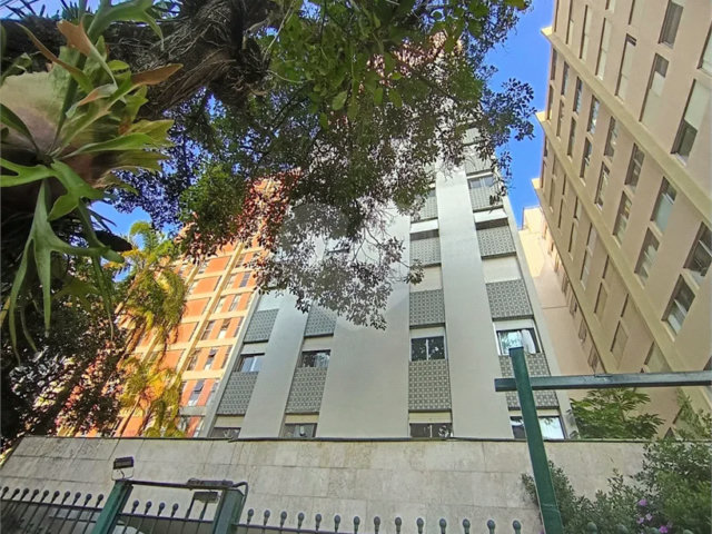 Apartamento à venda com 3 quartos, sendo 1 suíte,  em Perdizes, São Paulo, SP