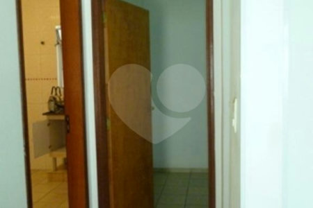 Casa Térrea à venda com 6 quartos em Vila Medeiros, São Paulo, SP