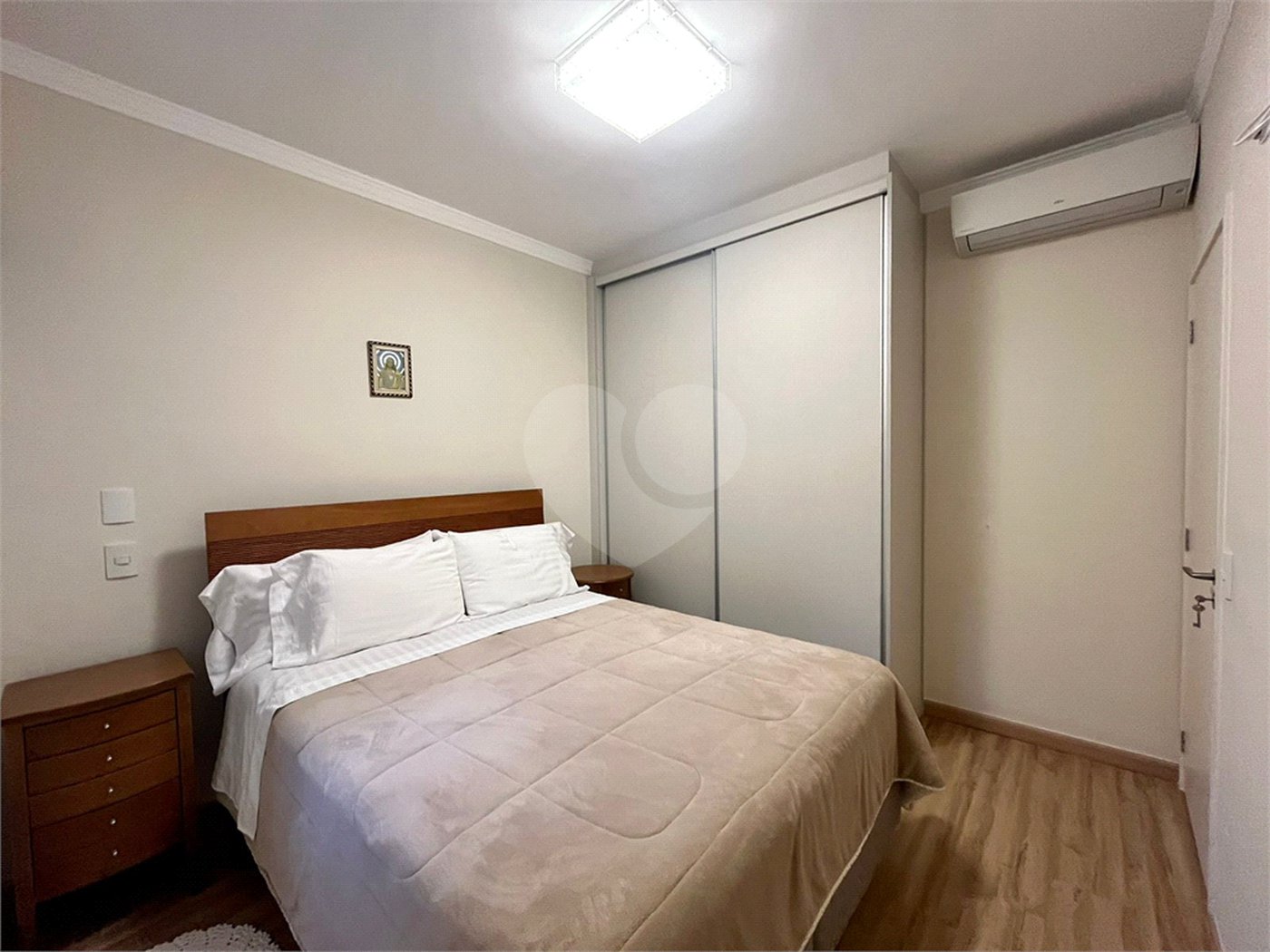 Apartamento à venda com 3 suítes em Pinheirinho, Vinhedo, SP