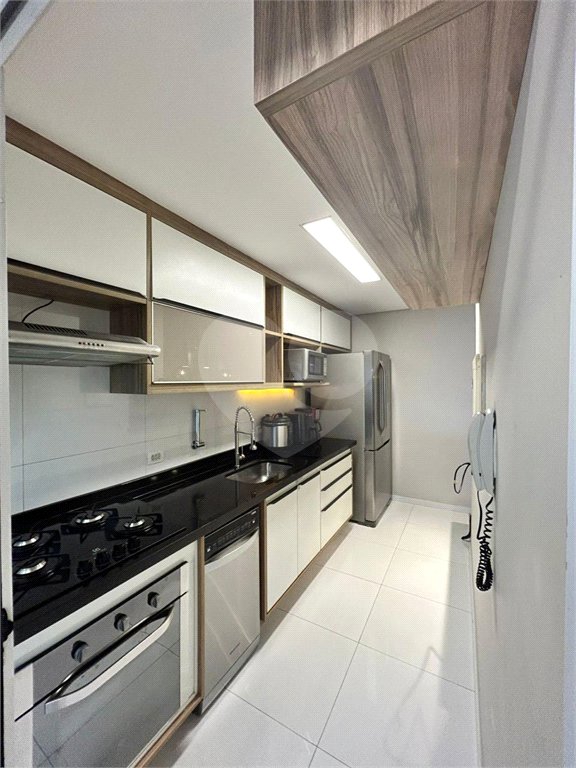 Apartamento à venda com 2 quartos, sendo 1 suíte, em Parque Reboucas, São Paulo, SP
