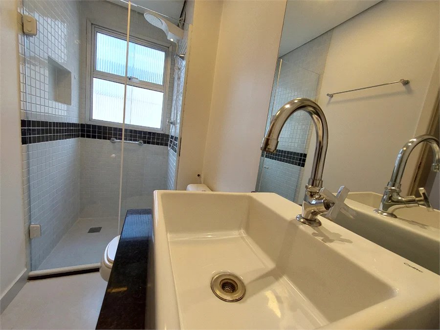 Apartamento à venda com 2 suítes em Vila Gertrudes, São Paulo, SP
