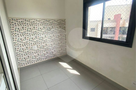 Apartamento à venda com 3 quartos, sendo 1 suíte,  em Vila Santana, Araraquara, SP