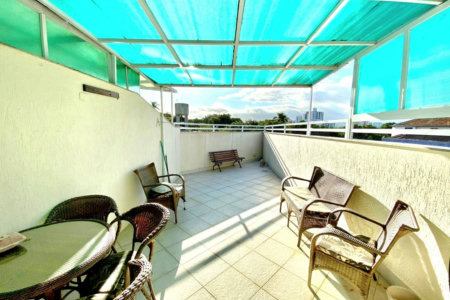 Casa com 3 dormitórios à venda, 272 m² por R$ 1.990.000,00 - Embaré - Santos/SP