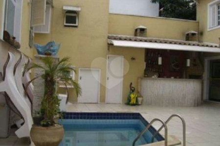 Sobrado à venda com 3 suítes em Jardim Bonfiglioli, São Paulo, SP