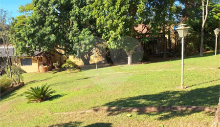 Casa em condomínio à venda com 4 quartos, sendo 2 suítes, no Centro, Bom Jesus dos Perdões, SP