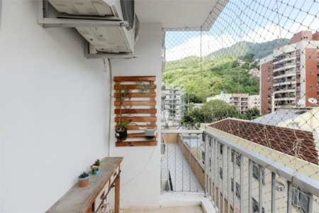 Apartamento à venda com 2 quartos, sendo 1 suíte,  em Tijuca, Rio de Janeiro, RJ