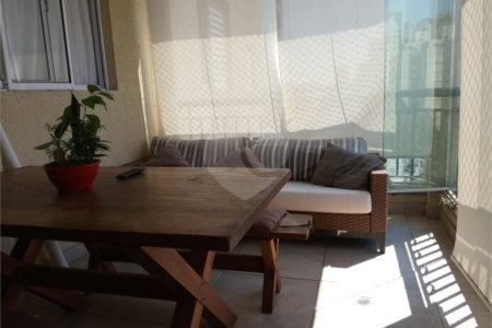 Apartamento à venda com 3 suítes em Vila Suzana, São Paulo, SP