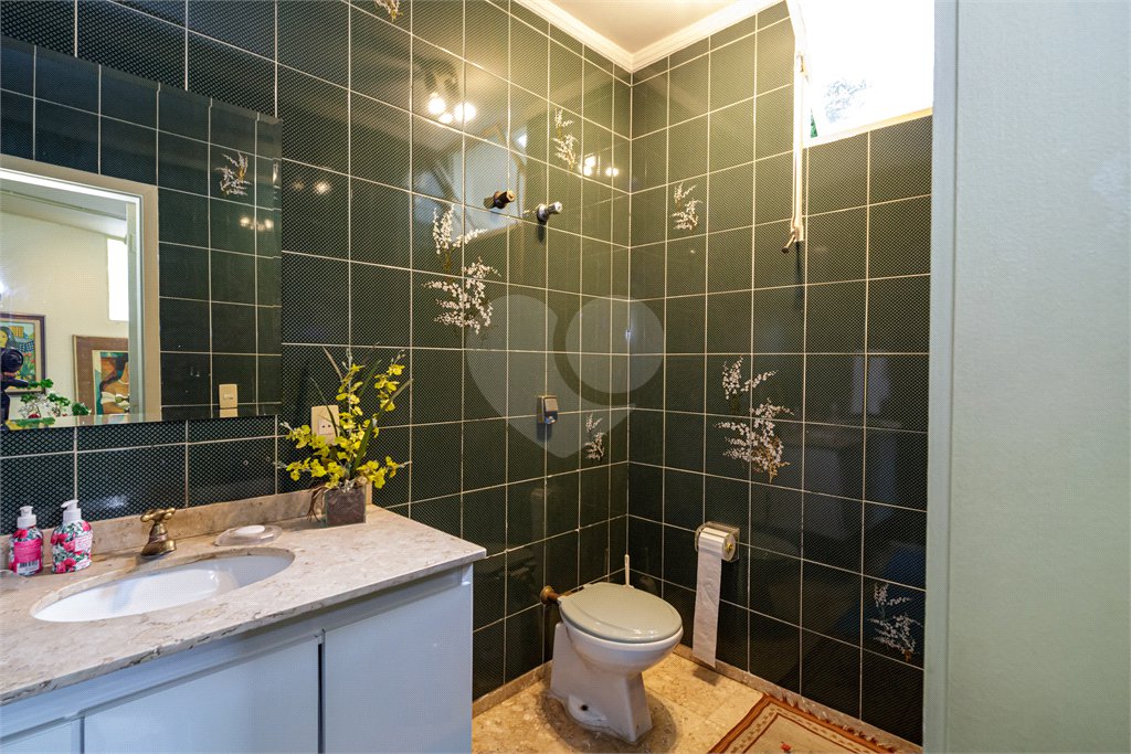 Casa de Vila para alugar com 4 quartos, sendo 1 suíte, em Granja Julieta, São Paulo, SP