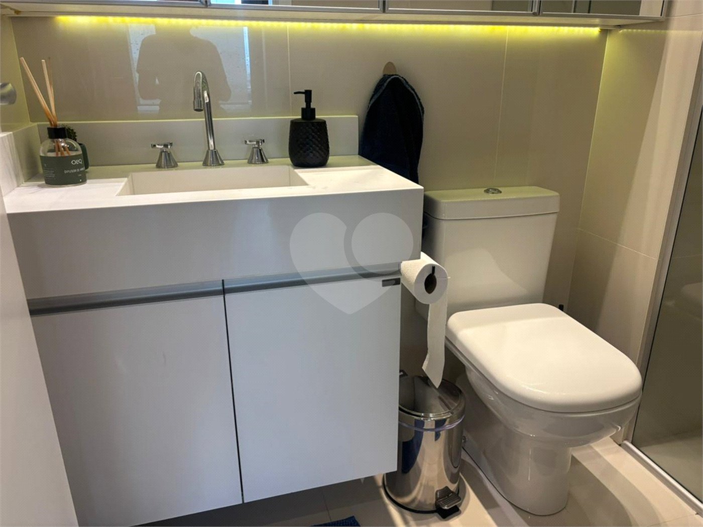 Apartamento à venda com 2 quartos, sendo 1 suíte,  em Tatuapé, São Paulo, SP