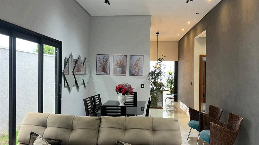 Casa à venda com 3 suítes no condomínio Primor das Torres, Cuiabá - MT