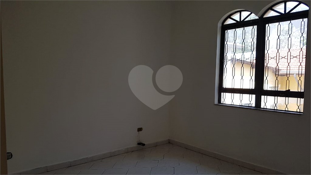 Sobrado à venda ou para alugar com 3 quartos, sendo 1 suíte, em Alto da Boa Vista, São Paulo, SP