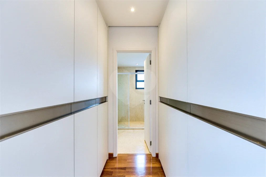 Apartamento à venda ou para alugar com 4 suítes em Alto da Boa Vista, São Paulo, SP