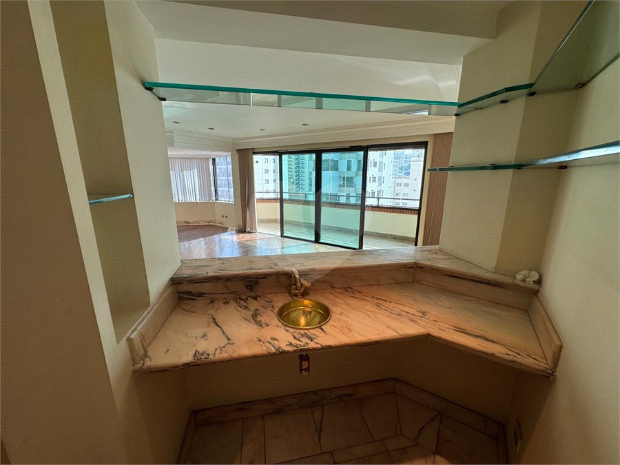 Apartamento à venda com 4 quartos, sendo 3 suítes, em Santana, São Paulo, SP