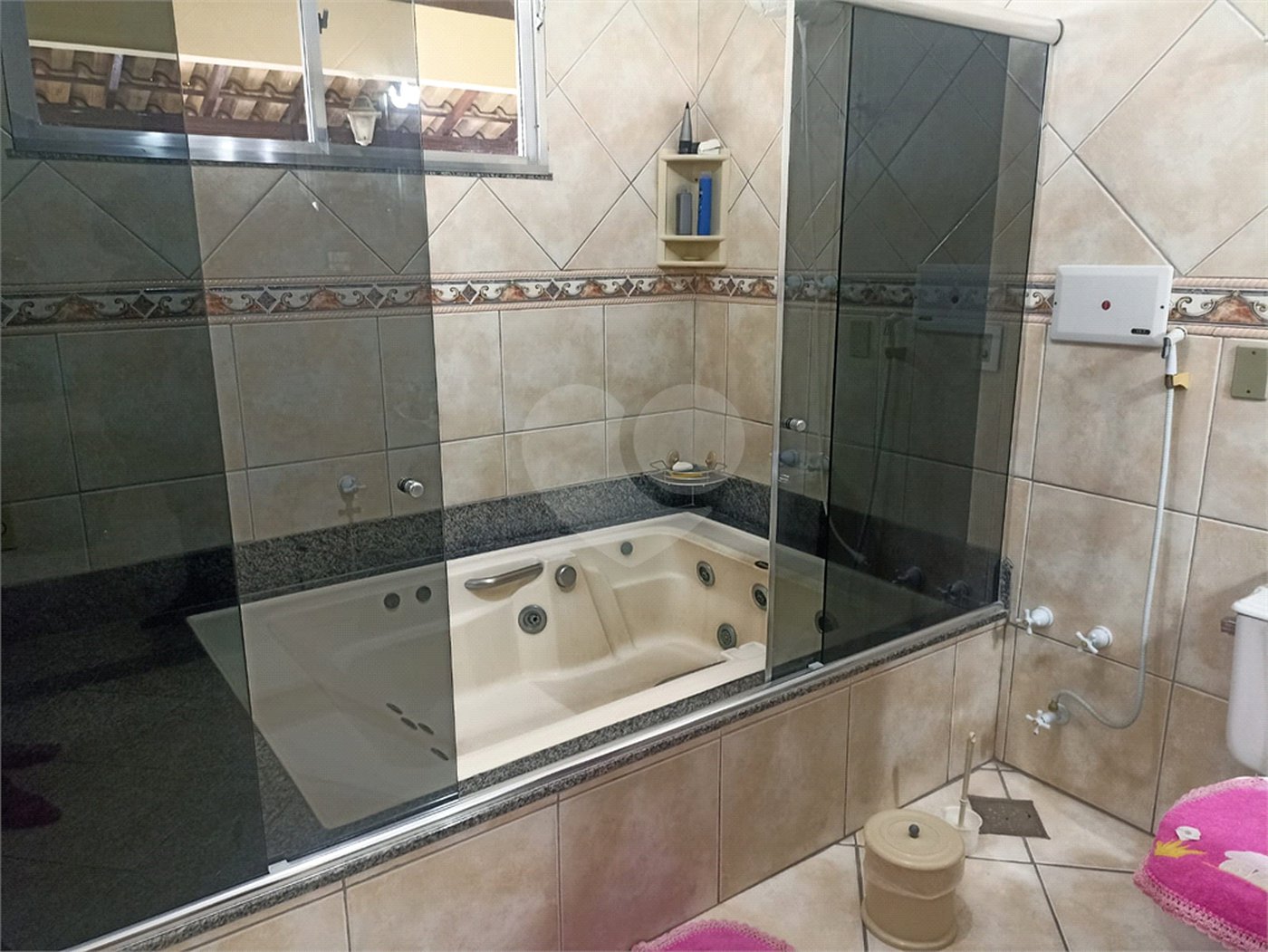 Casa à venda com 4 quartos, sendo 1 suíte, em Campo Grande, Rio de Janeiro, RJ