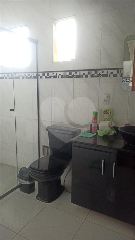 Casa à venda com 3 quartos, sendo 1 suíte, no condomínio Serra da Estrela, Atibaia - SP