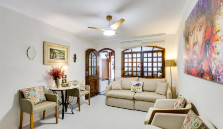 Casa à venda com 3 quartos, sendo 1 suíte,  no condomínio Village Bahamas, São Paulo - SP
