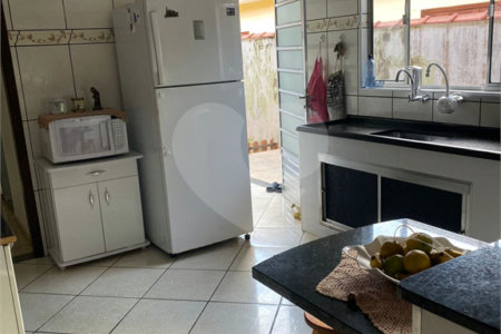 Casa à venda com 4 quartos, sendo 2 suítes,  em Vila Carolina, Itapetininga, SP