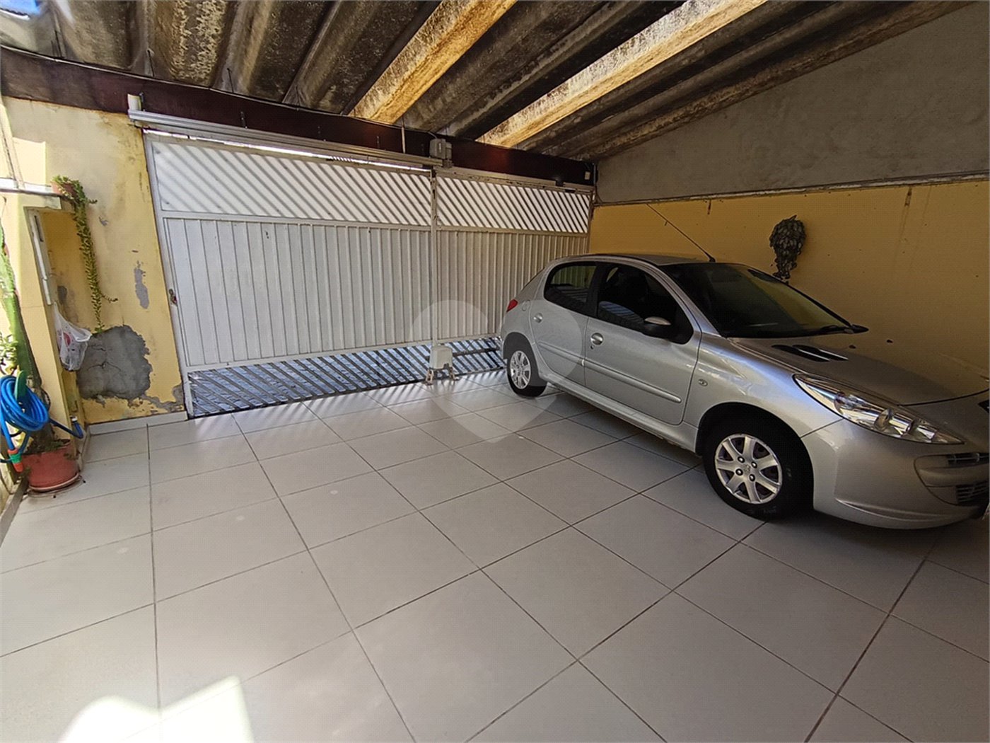 Casa à venda com 3 quartos, sendo 2 suítes,  em Chácara Jafet, Mogi das Cruzes, SP