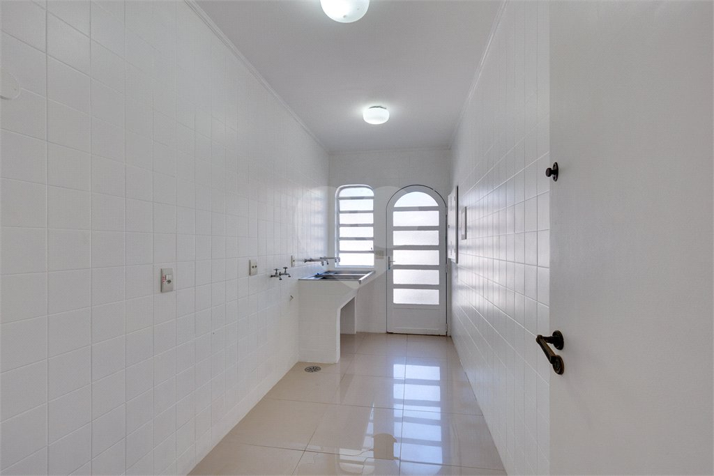 Sobrado para alugar com 4 suítes em Alto da Boa Vista, São Paulo, SP